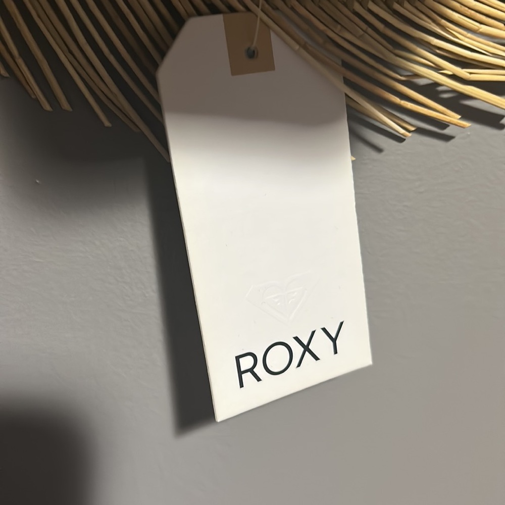 NWT Roxy straw beach hat - Picture 4 of 11